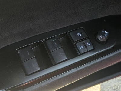 2025 Toyota Camry Hybrid SE