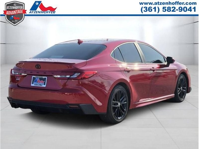 2025 Toyota Camry Hybrid SE