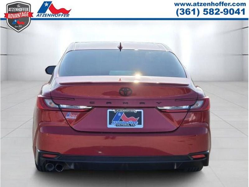 2025 Toyota Camry Hybrid SE