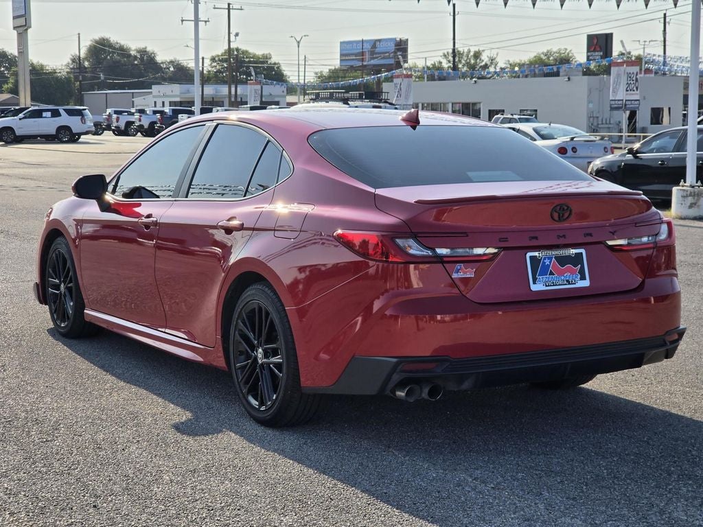 2025 Toyota Camry Hybrid SE