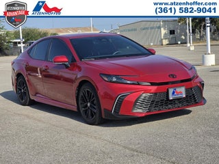 2025 Toyota Camry Hybrid SE