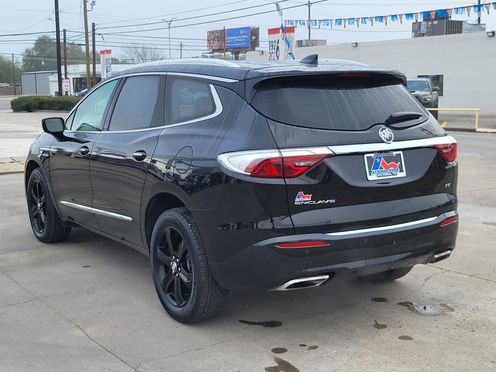 2023 Buick Enclave Essence