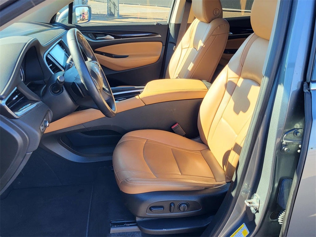 2020 Buick Enclave Essence