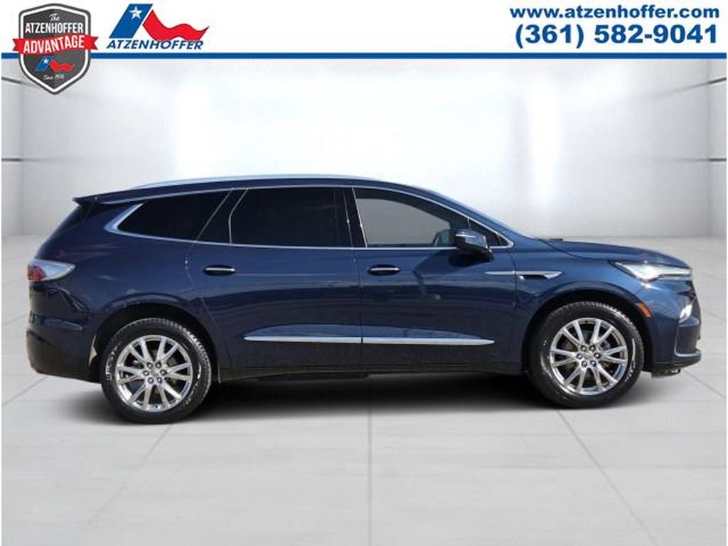 2023 Buick Enclave Premium