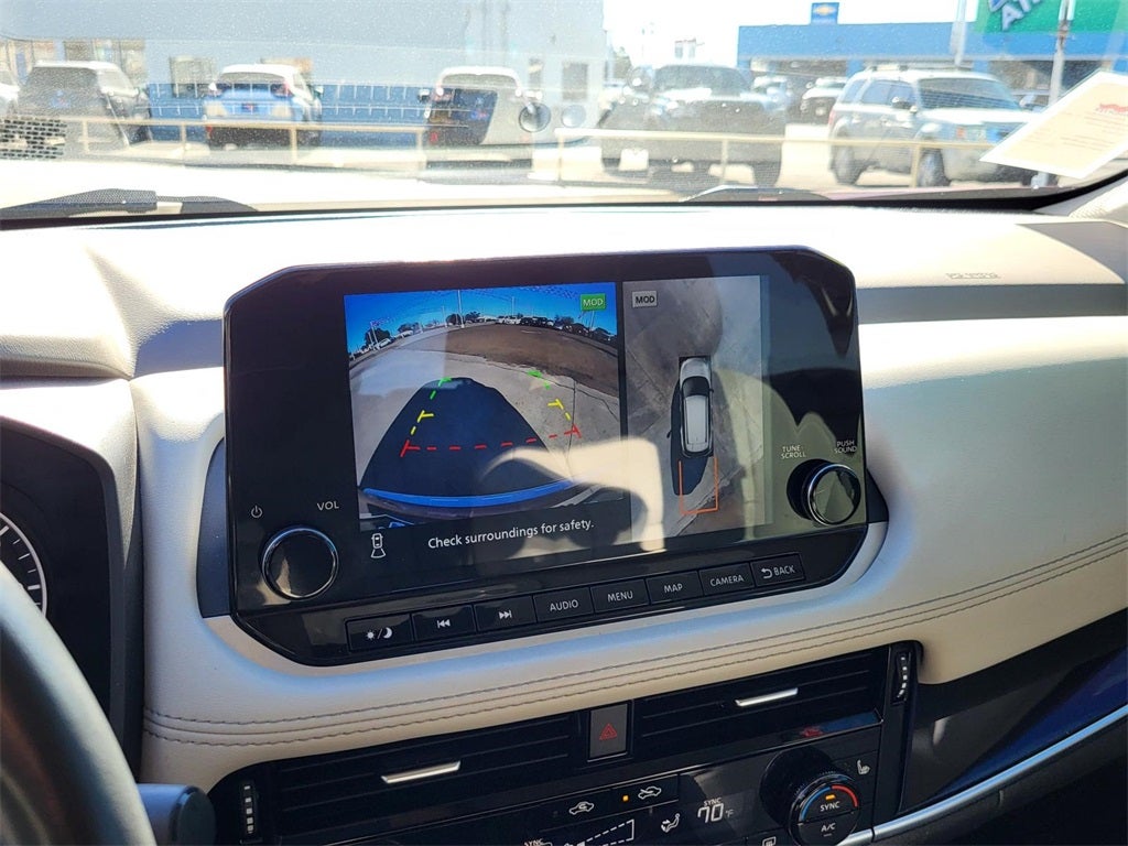 2023 Nissan Rogue SL