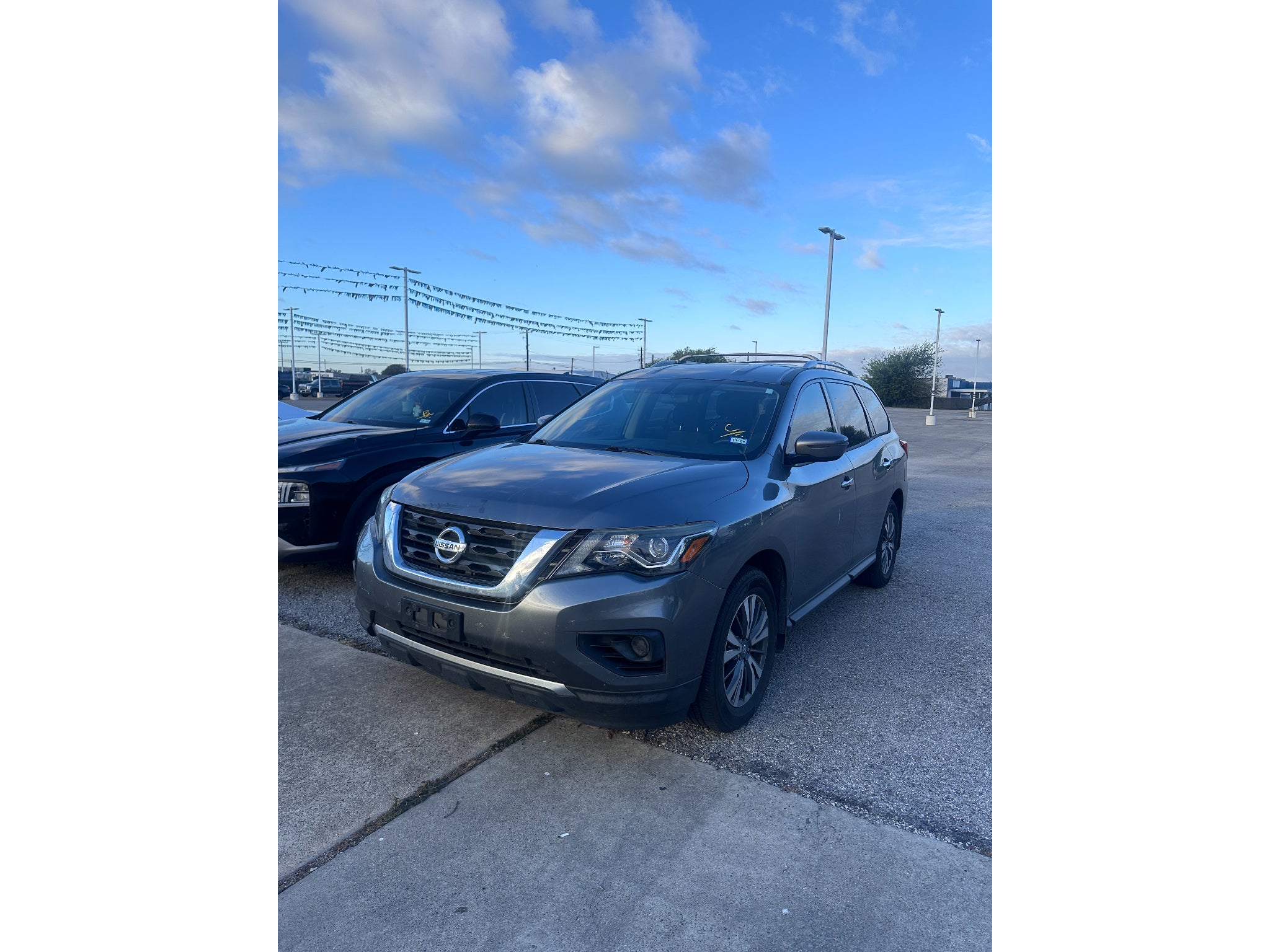 2019 Nissan Pathfinder S