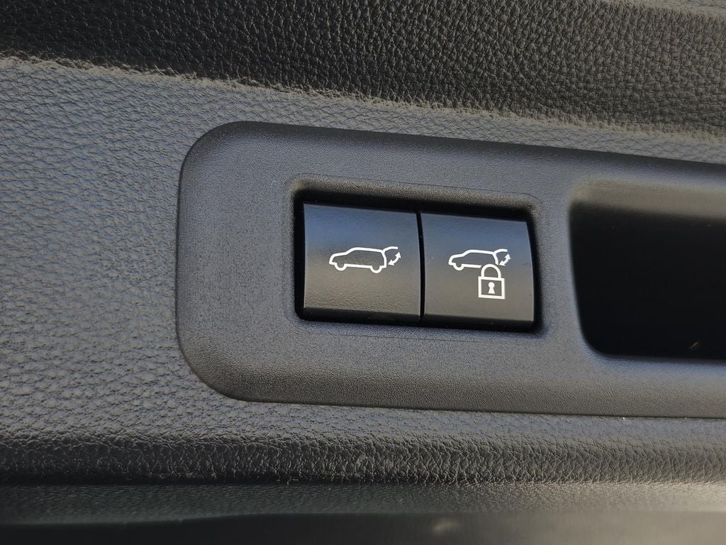 2023 Toyota Sequoia Platinum
