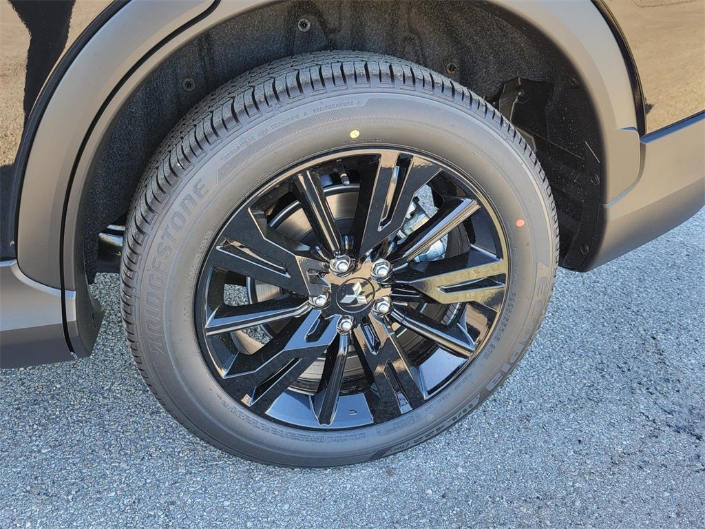 2025 Mitsubishi Eclipse Cross LE