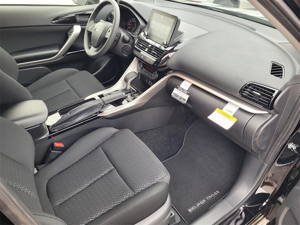 2025 Mitsubishi Eclipse Cross LE