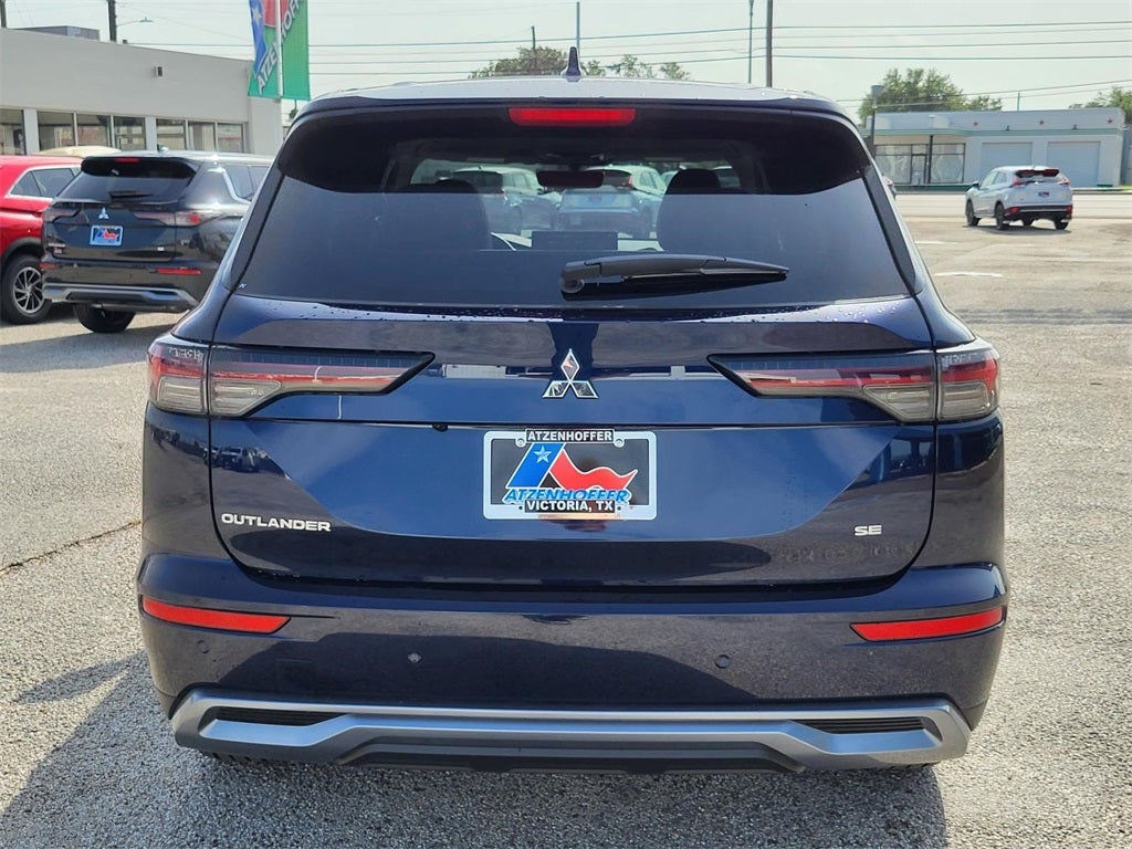 2025 Mitsubishi Outlander SE