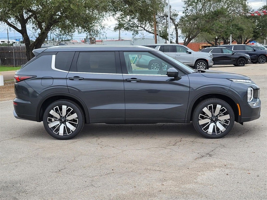 2026 Mitsubishi Outlander SEL