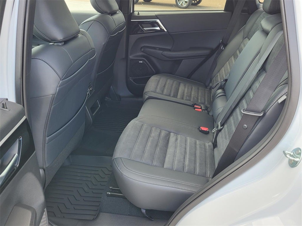 2025 Mitsubishi Outlander Trail Edition