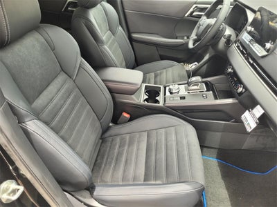 2024 Mitsubishi Outlander PHEV SE