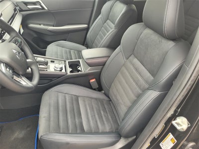 2024 Mitsubishi Outlander PHEV SE