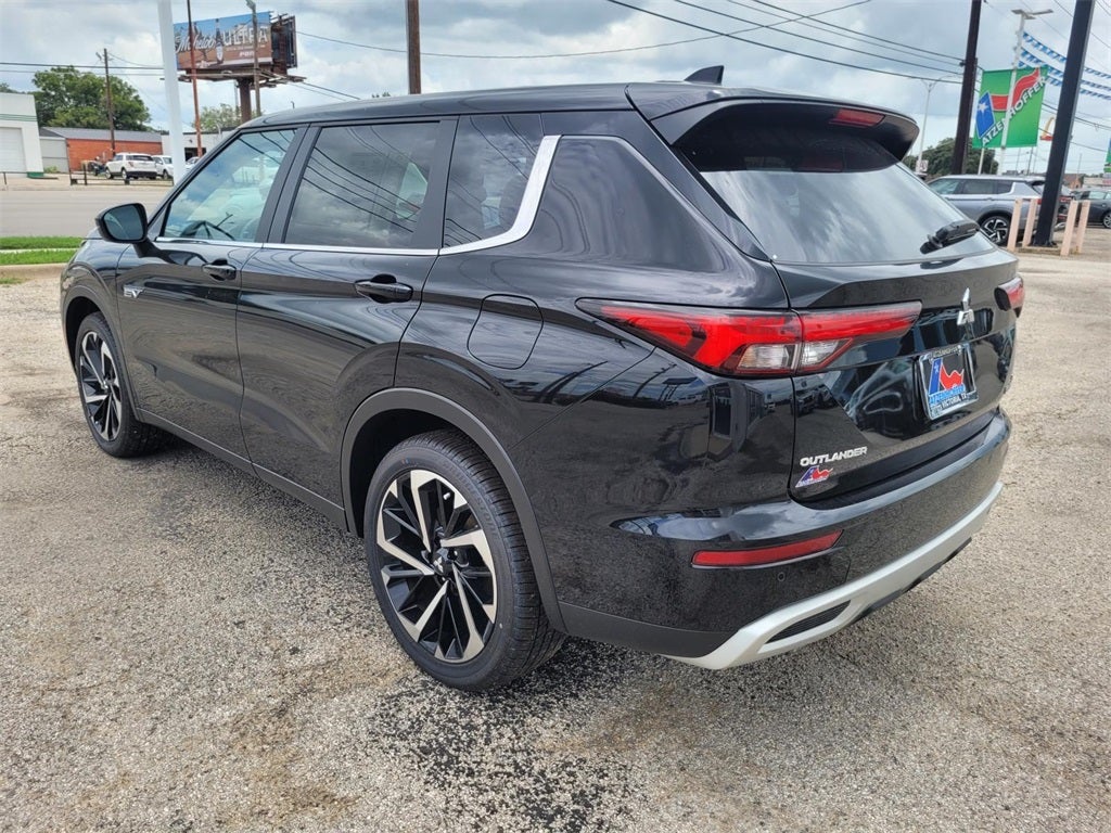 2024 Mitsubishi Outlander PHEV SE