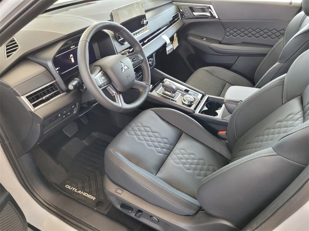 2024 Mitsubishi Outlander PHEV SEL