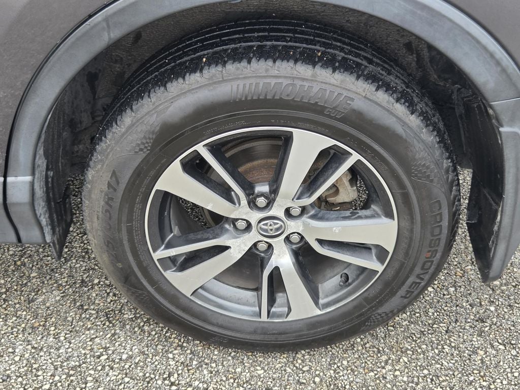 2017 Toyota RAV4 XLE