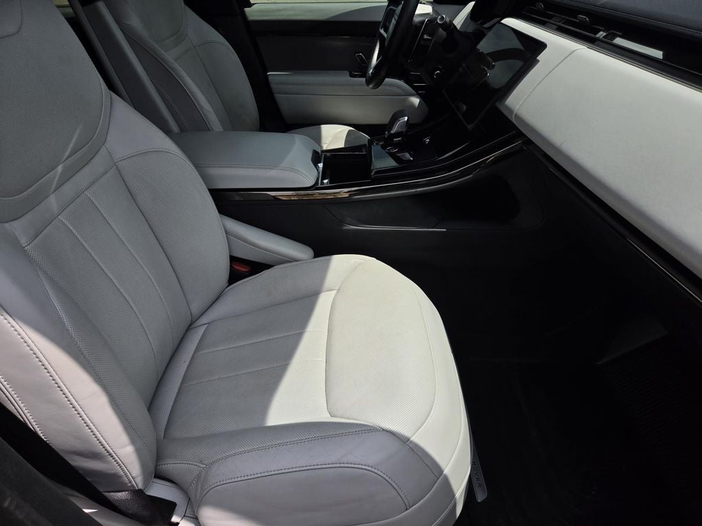2024 Land Rover Range Rover Sport SE