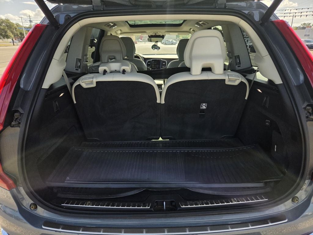 2022 Volvo XC90 Inscription Expression