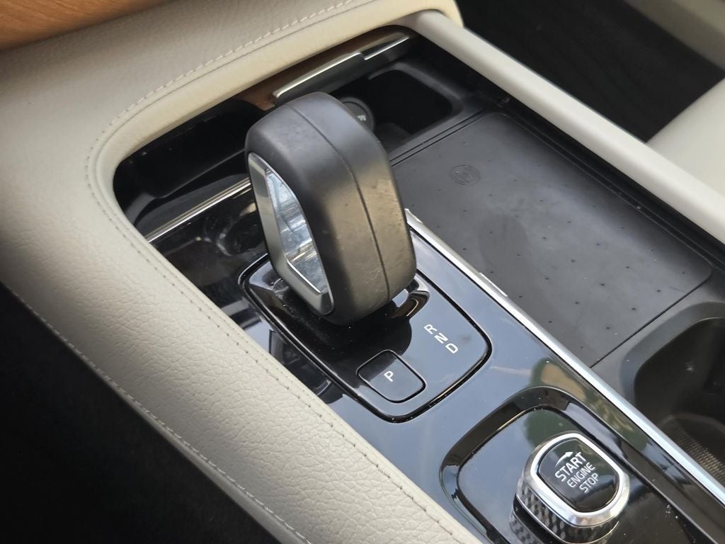 2022 Volvo XC90 Inscription Expression